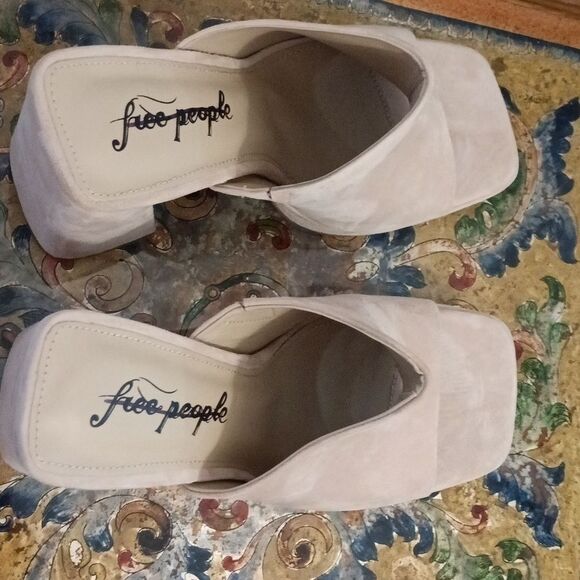 Free People Margo Suede Mules NWOT - Picture 14 of 15